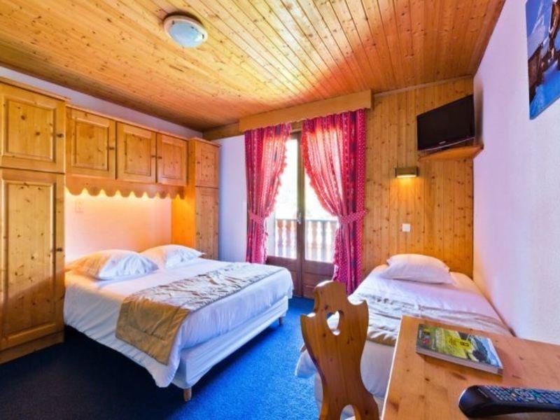 Hotel Les Bruyeres Les Menuires Esterno foto