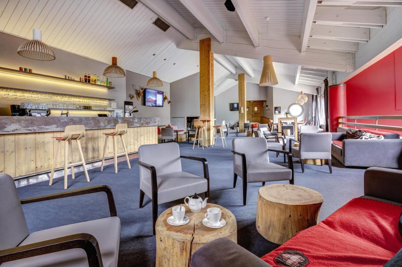 Hotel Les Bruyeres Les Menuires Esterno foto