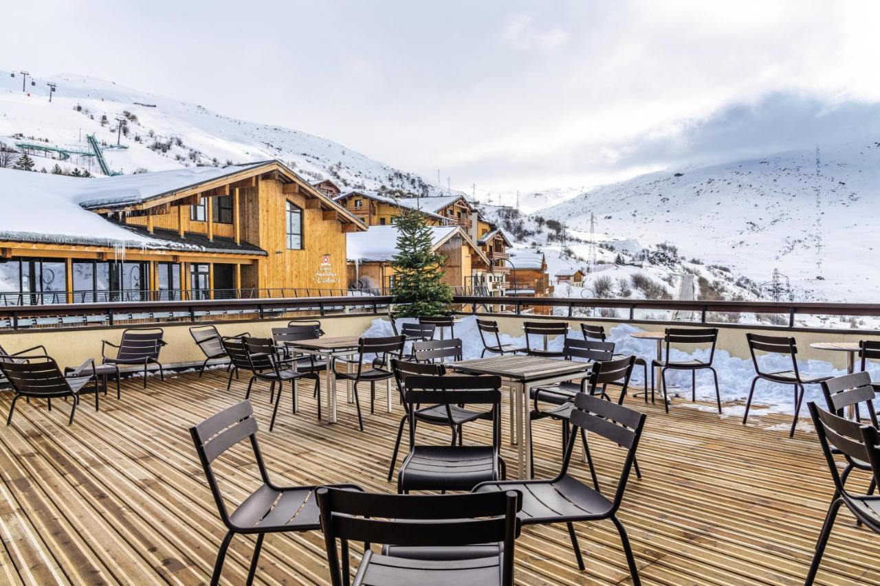 Hotel Les Bruyeres Les Menuires Esterno foto
