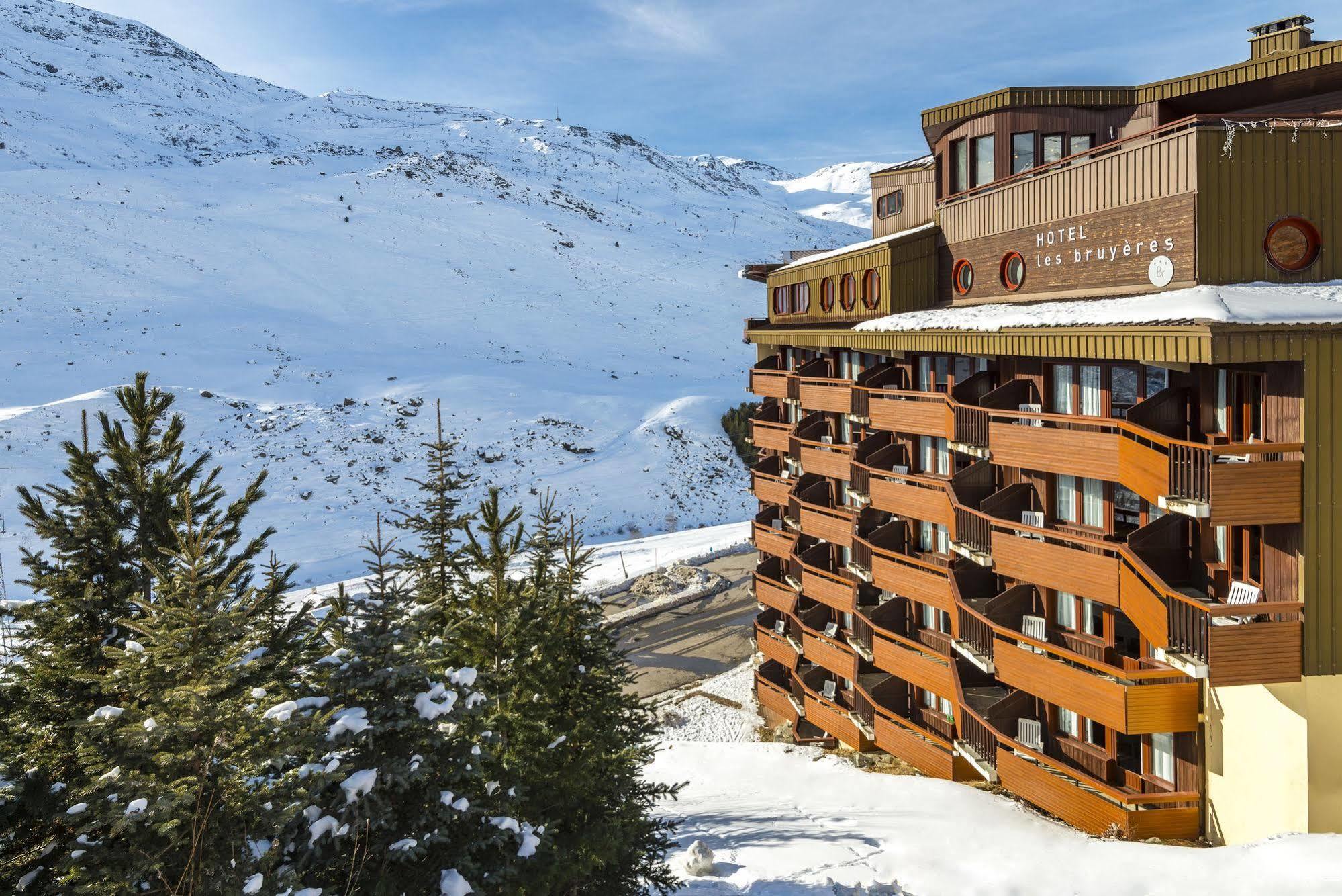 Hotel Les Bruyeres Les Menuires Esterno foto